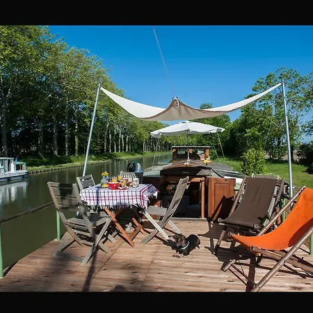 Peniche Kapadokya Insolite Sur Le Canal Du Midi Bed & Breakfast Mas-Saintes-Puelles