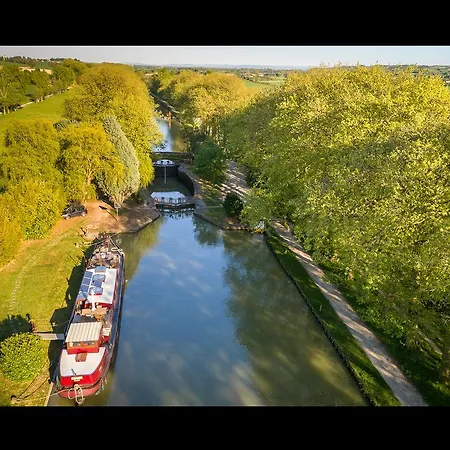 Peniche Kapadokya Insolite Sur Le Canal Du Midi Couette-café Mas-Saintes-Puelles